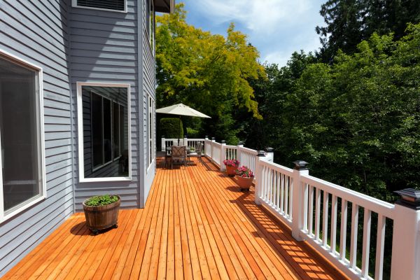 Cedar Deck Construction in Waldorf