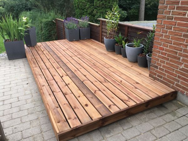 Platform Deck Installation in Waldorf